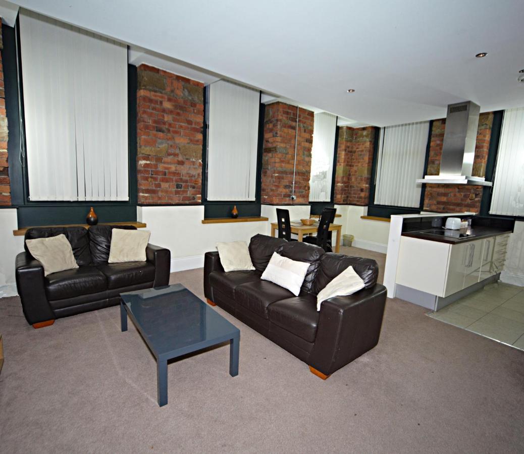 Premier * Bradford (West Yorkshire)